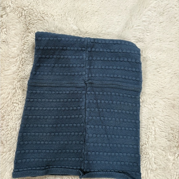 Blue Textured Knit top - Picture 2 of 2